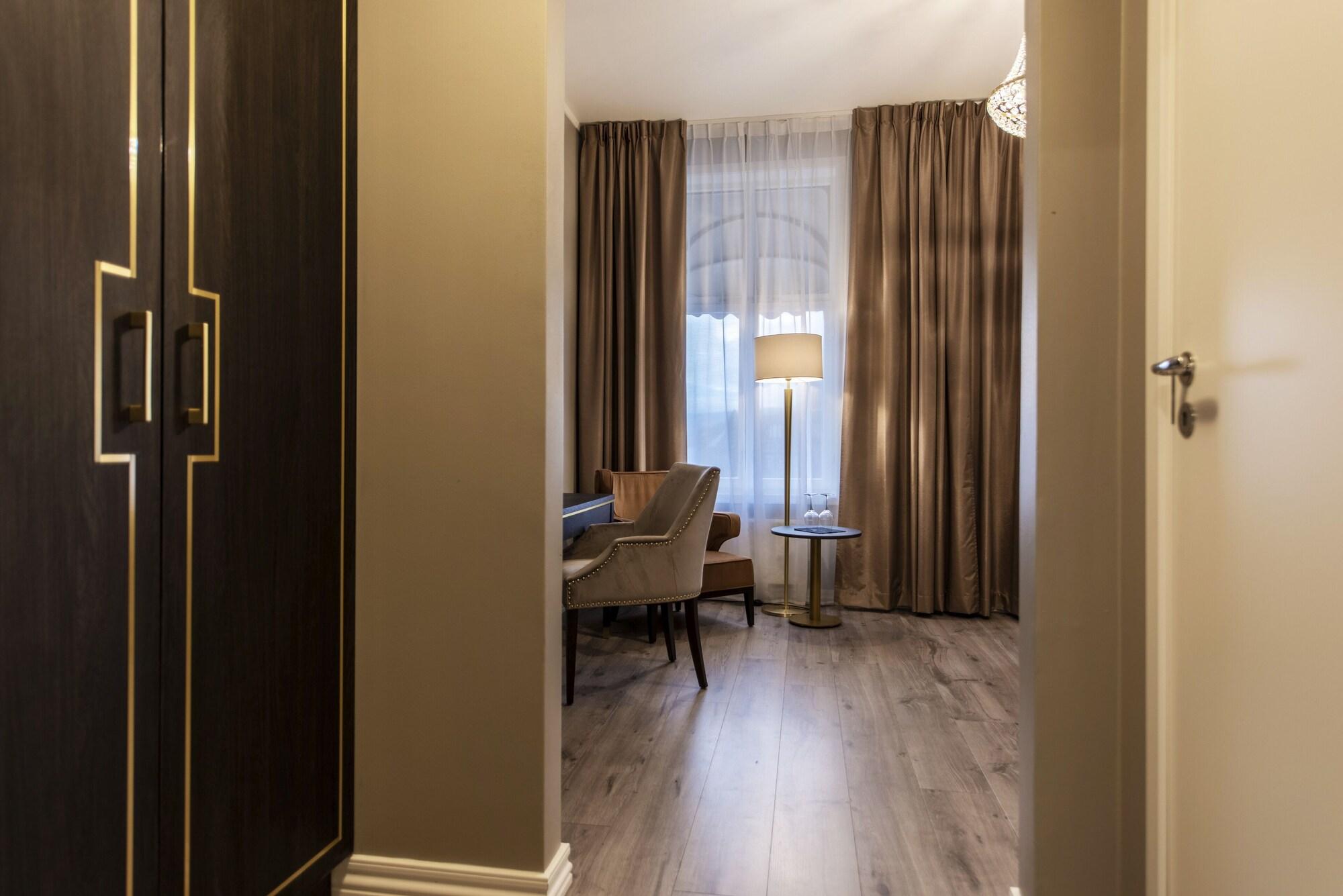 Home Hotel Grand Gjøvik Екстериор снимка